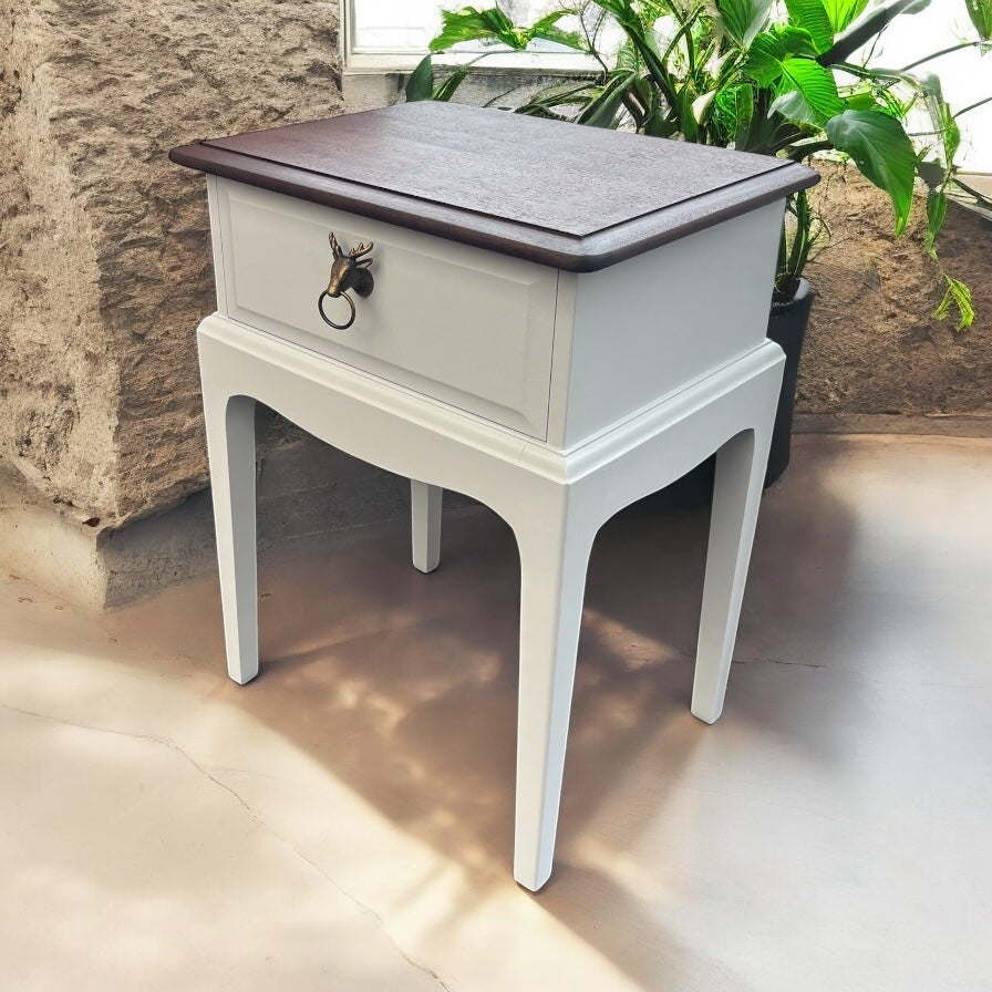 Stag Minstrel single leggy bedside or lamp Table