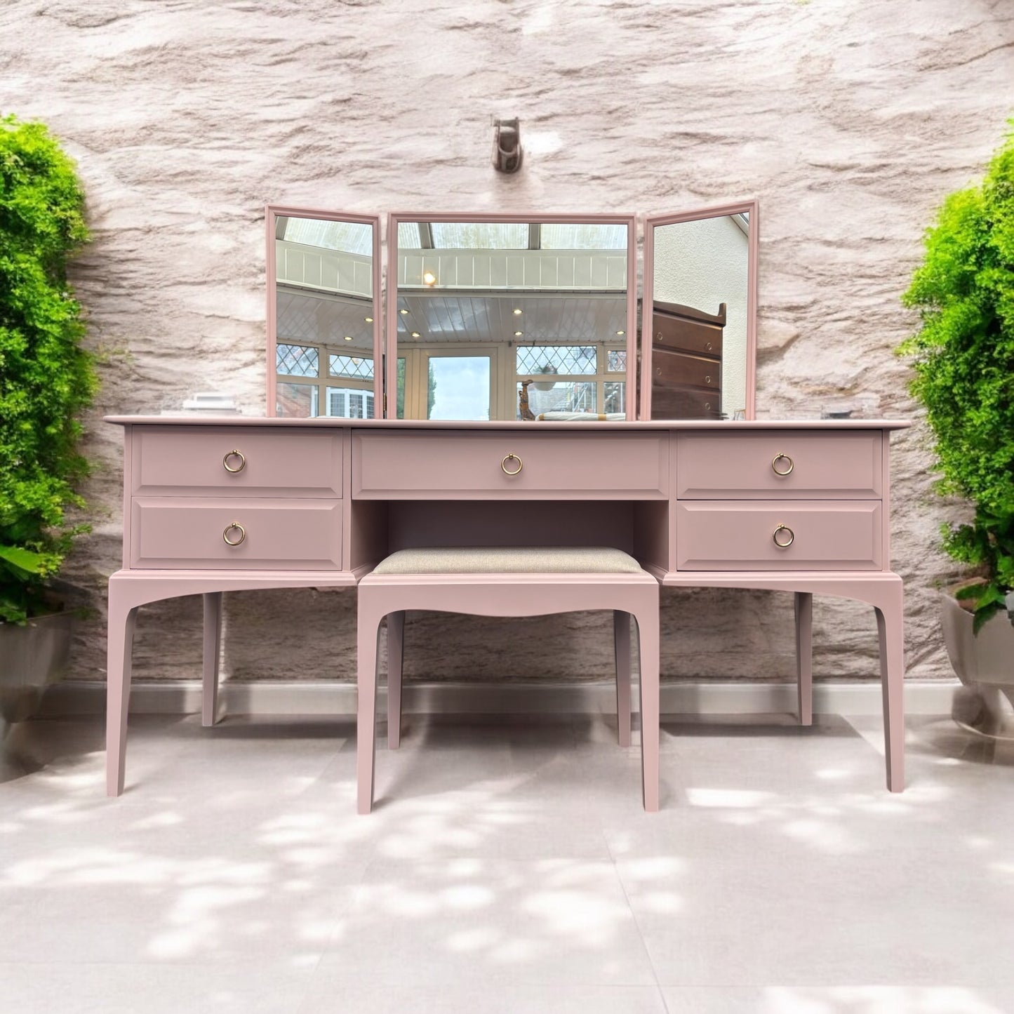 Stag Minstrel Dressing Table 5 x Drawer