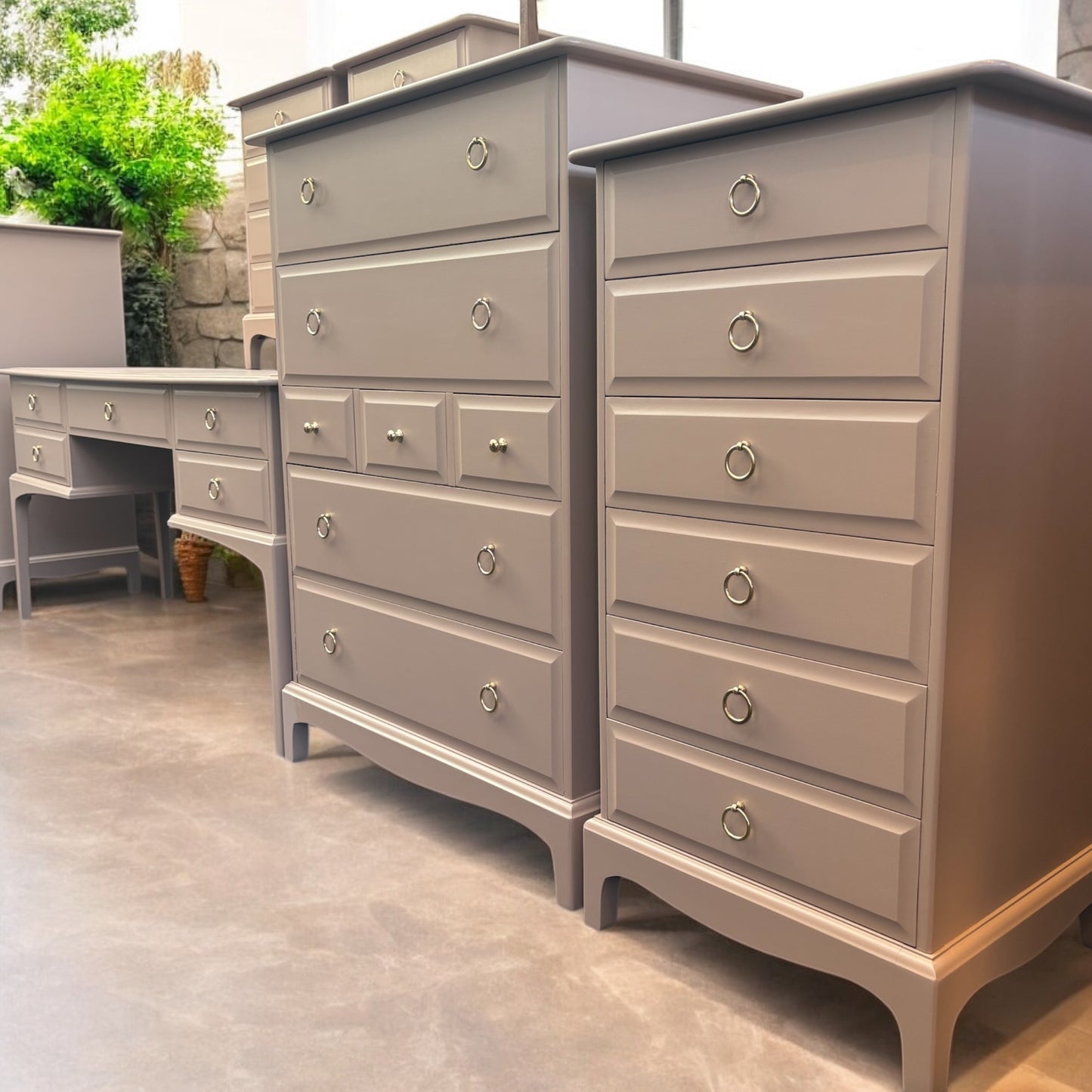 Stag Minstrel Slim Tallboy/vanity