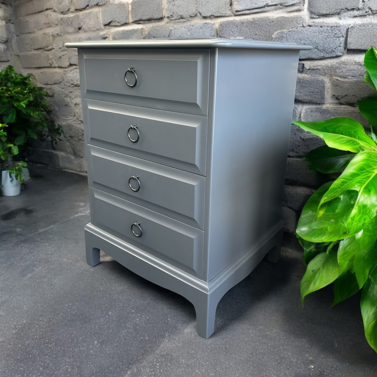 Stag Minstrel Pair of 4 Drawer Bedsides - colour Carbon
