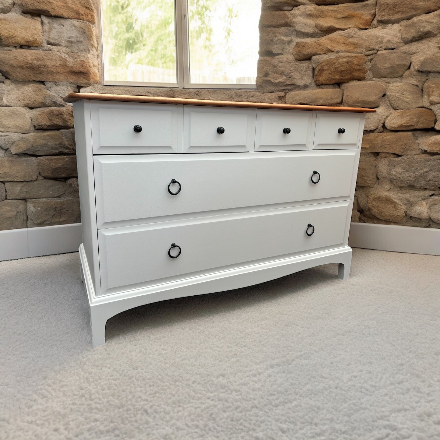 Stag Minstrel 4 over 2 chest of drawers