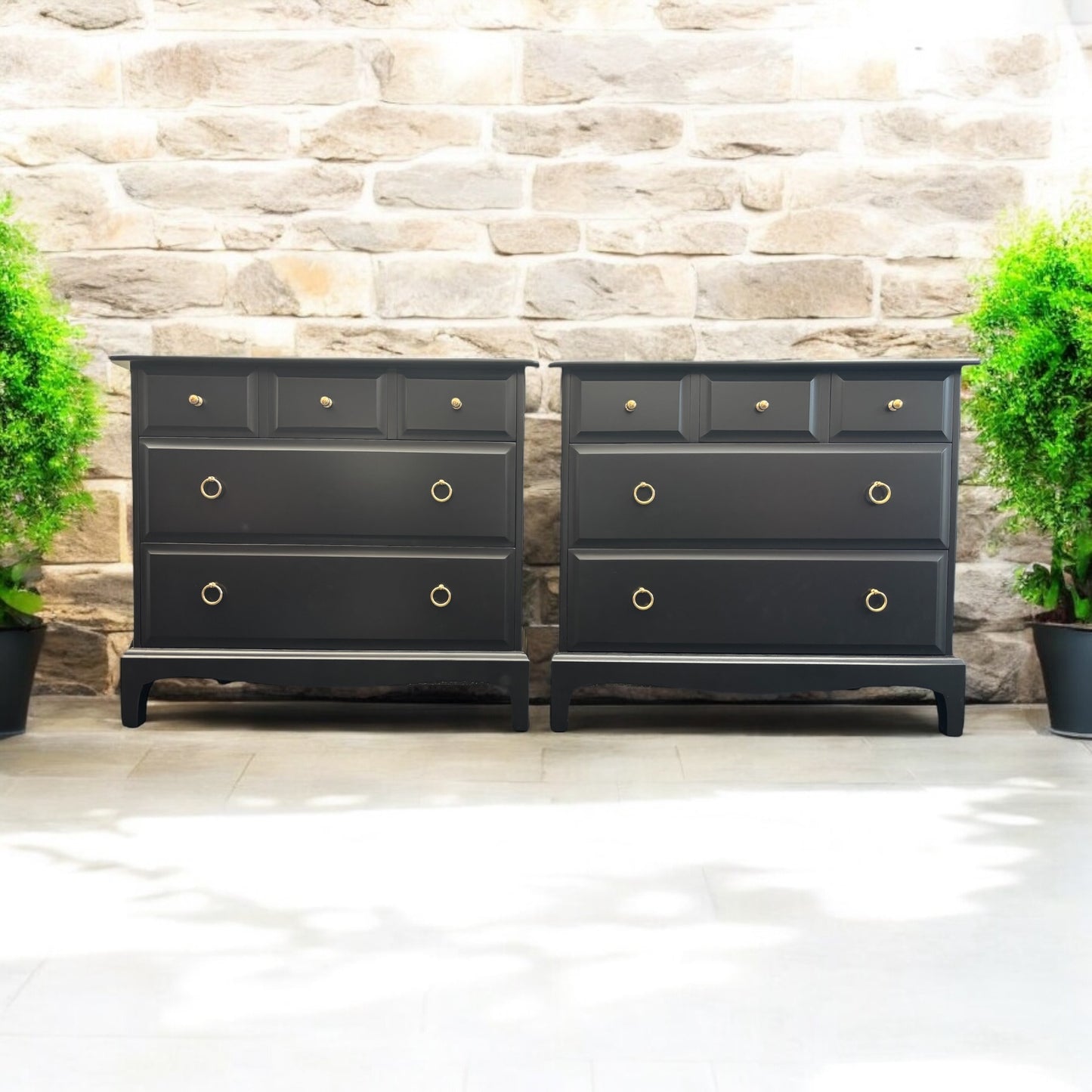 Stag Minstrel 3 over 2 chest of drawers