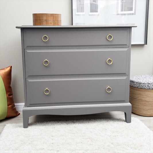 Stag Minstrel 3 drawer chest