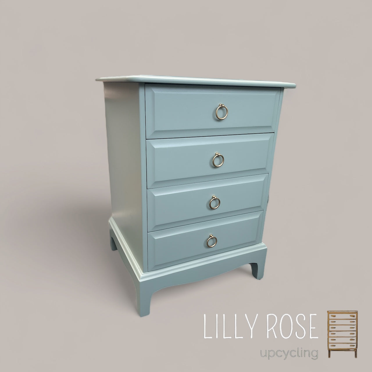 Stag Minstrel Pair of 4 Drawer Bedsides