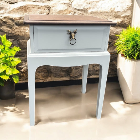 Stag Minstrel single leggy bedside or lamp Table