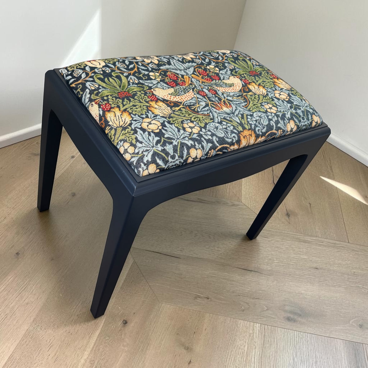 William Morris Stag Minstrel Stool - colour inkwell