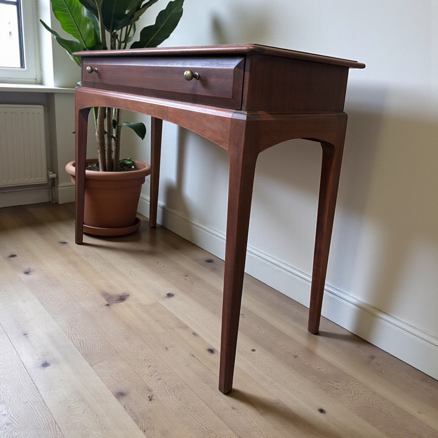 Stag Minstrel Console Table 1 x Drawer