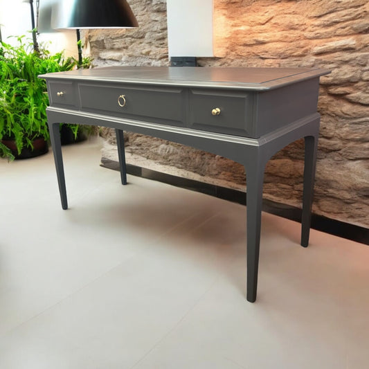 Colour  - Soft Black (OHE)